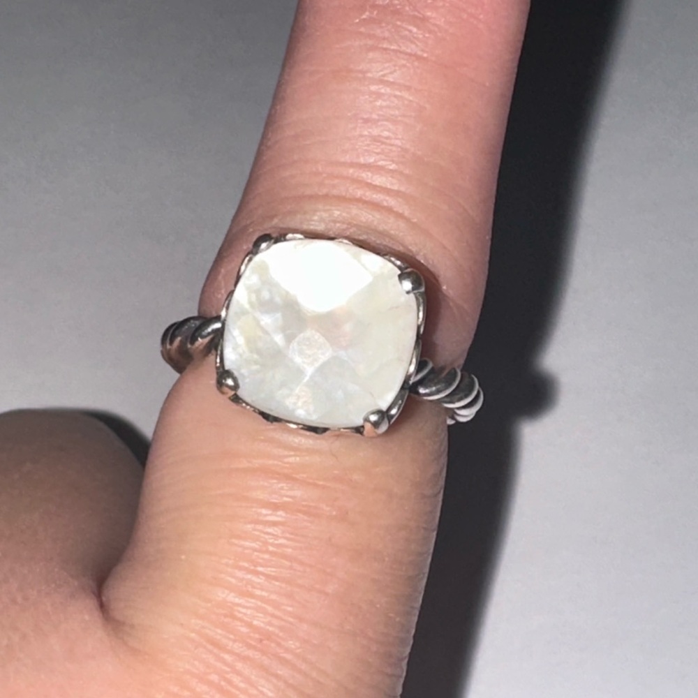 Pandora Mother of Pearl Twist Ring Size 8